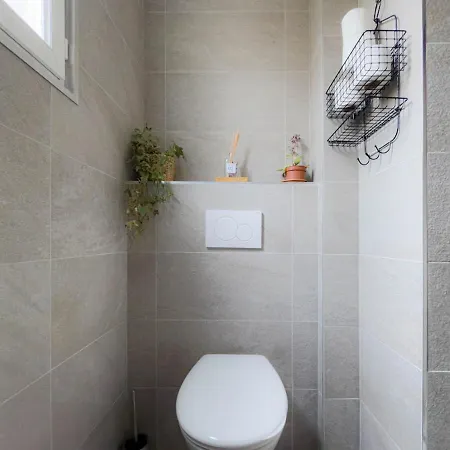 Apartman Cosy Au Coeur Du Village Ramey Montmartre Metro 12