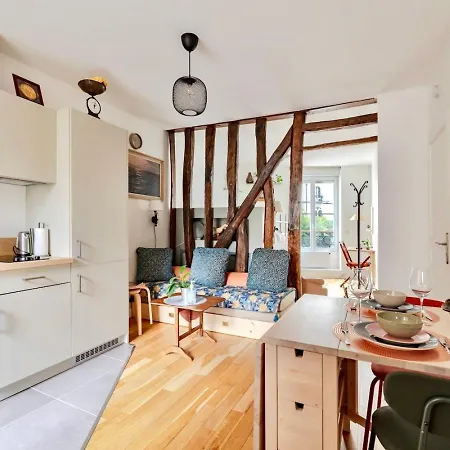 Apartment Cosy Au Coeur Du Village Ramey Montmartre Metro 12 Paris